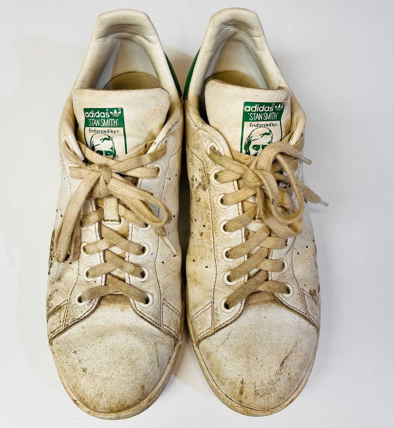 Dirty shoes before service